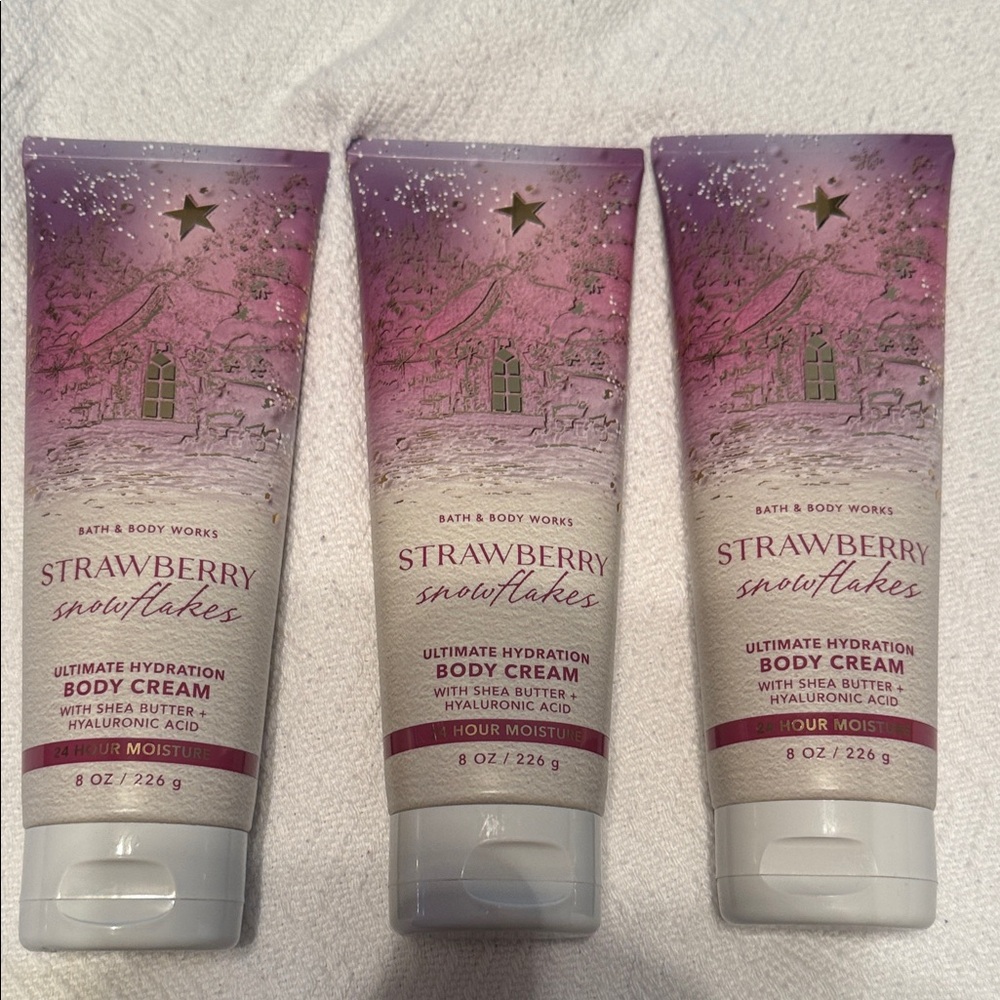 Bath & Body Works Strawberry Snowflakes Body Cream - Pink & White